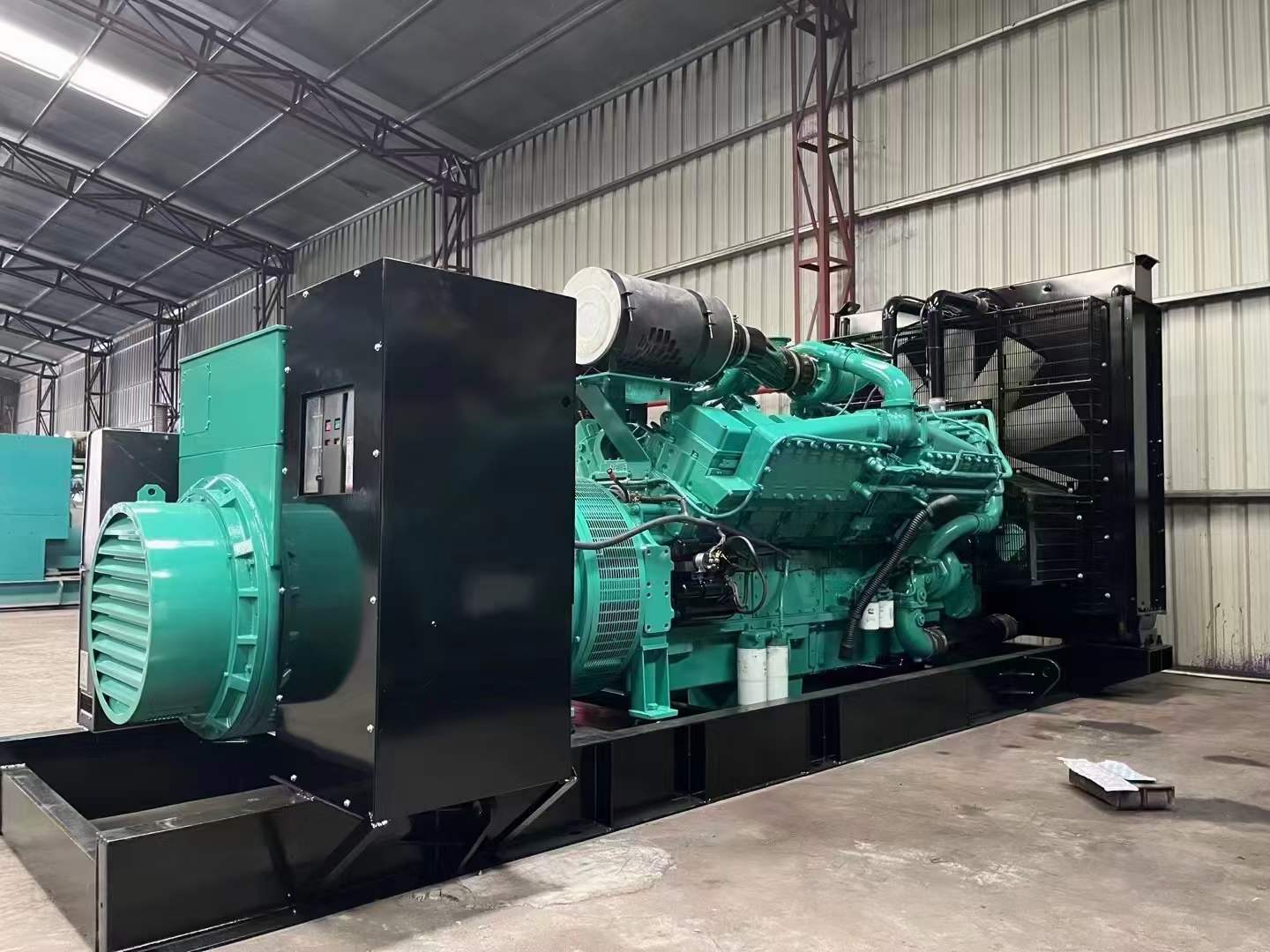 商都如何降低 800kW 柴油发电机输出电流的波动？